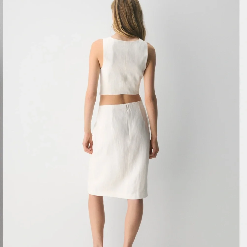 Aritzia Wilfred Pacino Linen Vest - Picture 3 of 8